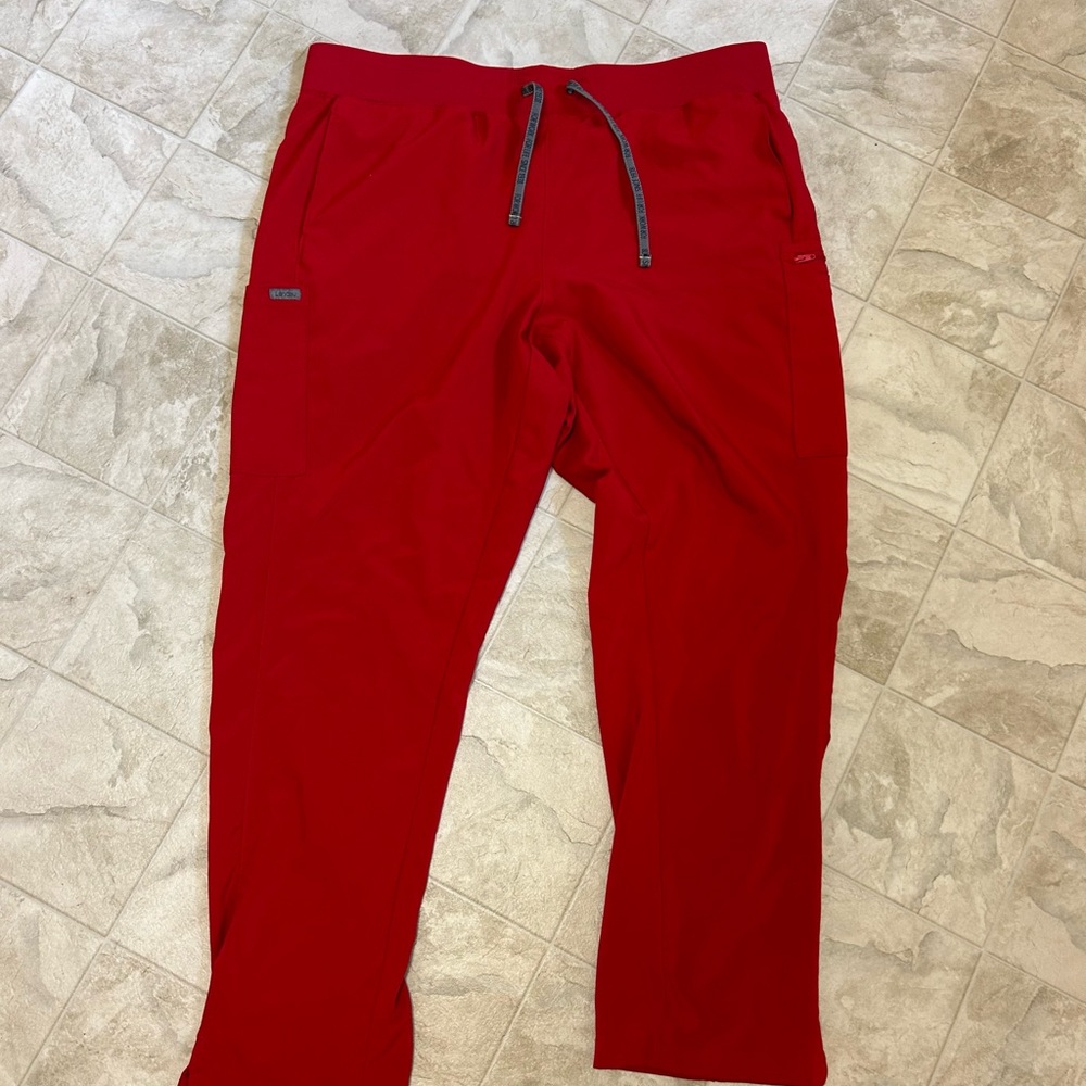 Landau Forward Scrub Set
